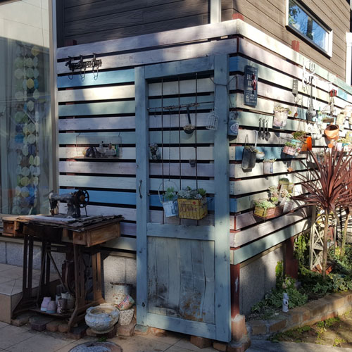 ウエスタンレッドシダー フェンス材 1x4 施工写真