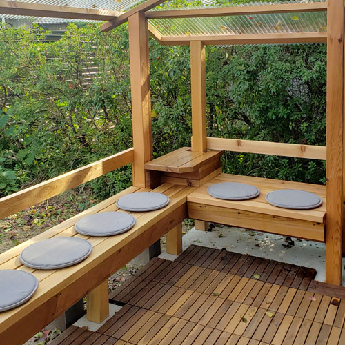 ウエスタンレッドシダー デッキ材・角材 4x4　クリア（上小無地）