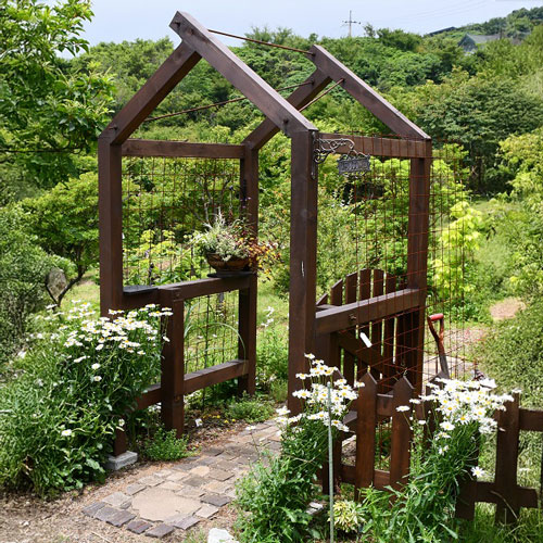 ウエスタンレッドシダー デッキ材・角材 4x4 サイズ