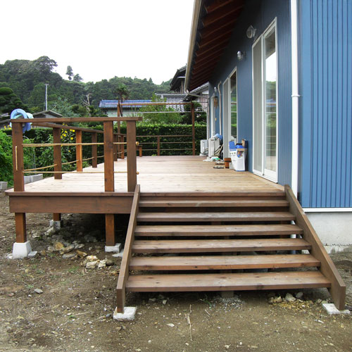 ウエスタンレッドシダー 階段