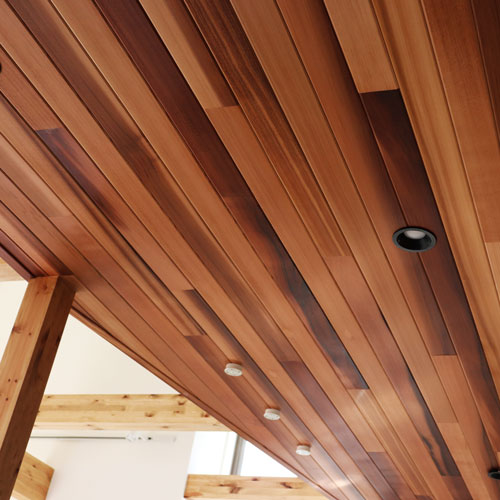 ウエスタンレッドシダー 羽目板 施工写真