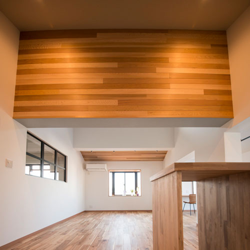 ウエスタンレッドシダー 羽目板 施工写真